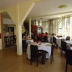 Hotel Dona